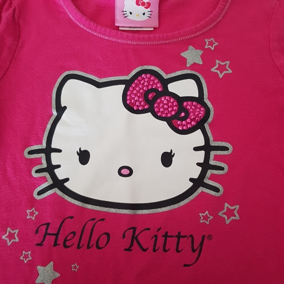 Top - Picture 2 of 2